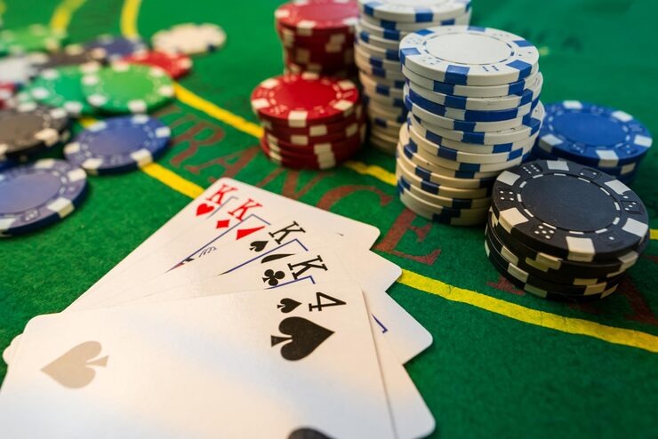 Egypt's Book of Mystery free-spins bonus round on qq77bet with expanding wild symbols