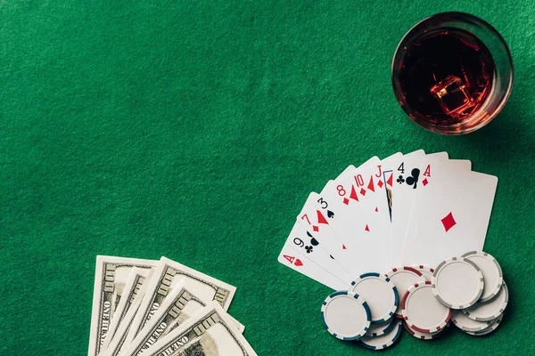 qq77bet dashboard showing Mahjong Ways, live-dealer tables, and Liga 1 market tabs